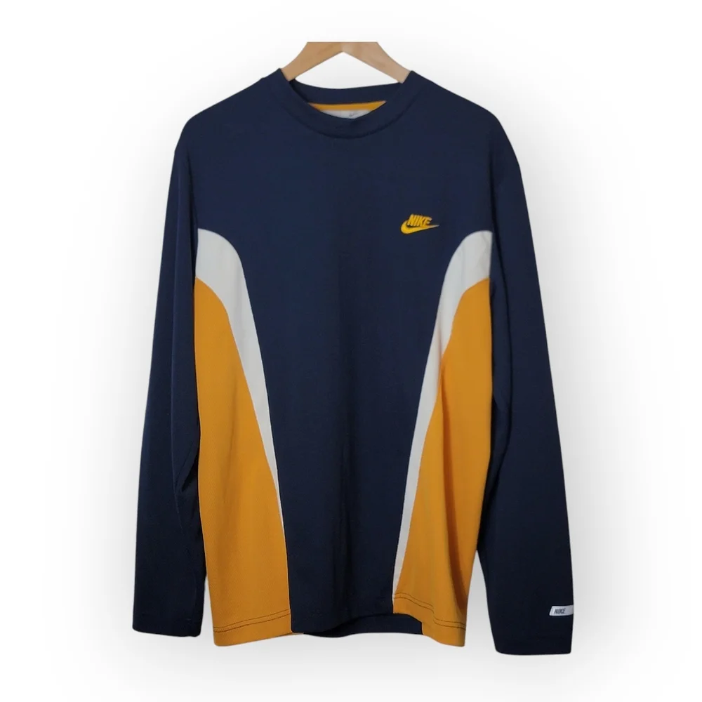 Vintage Nike Grey Tag Longsleeve Shirt - Picture 1 of 5